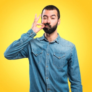 De invloed van communicatie op werkgeluk